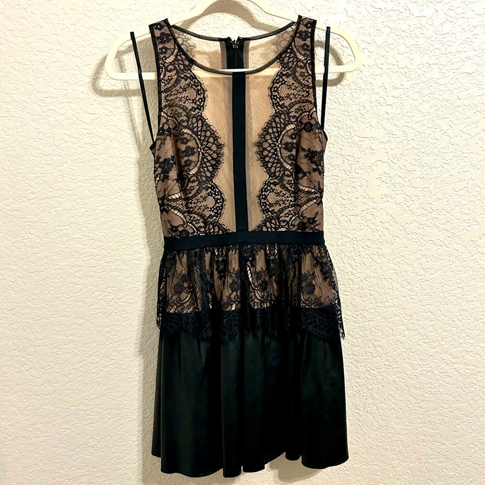 BCBGMaxazria Layton Dress Size 4